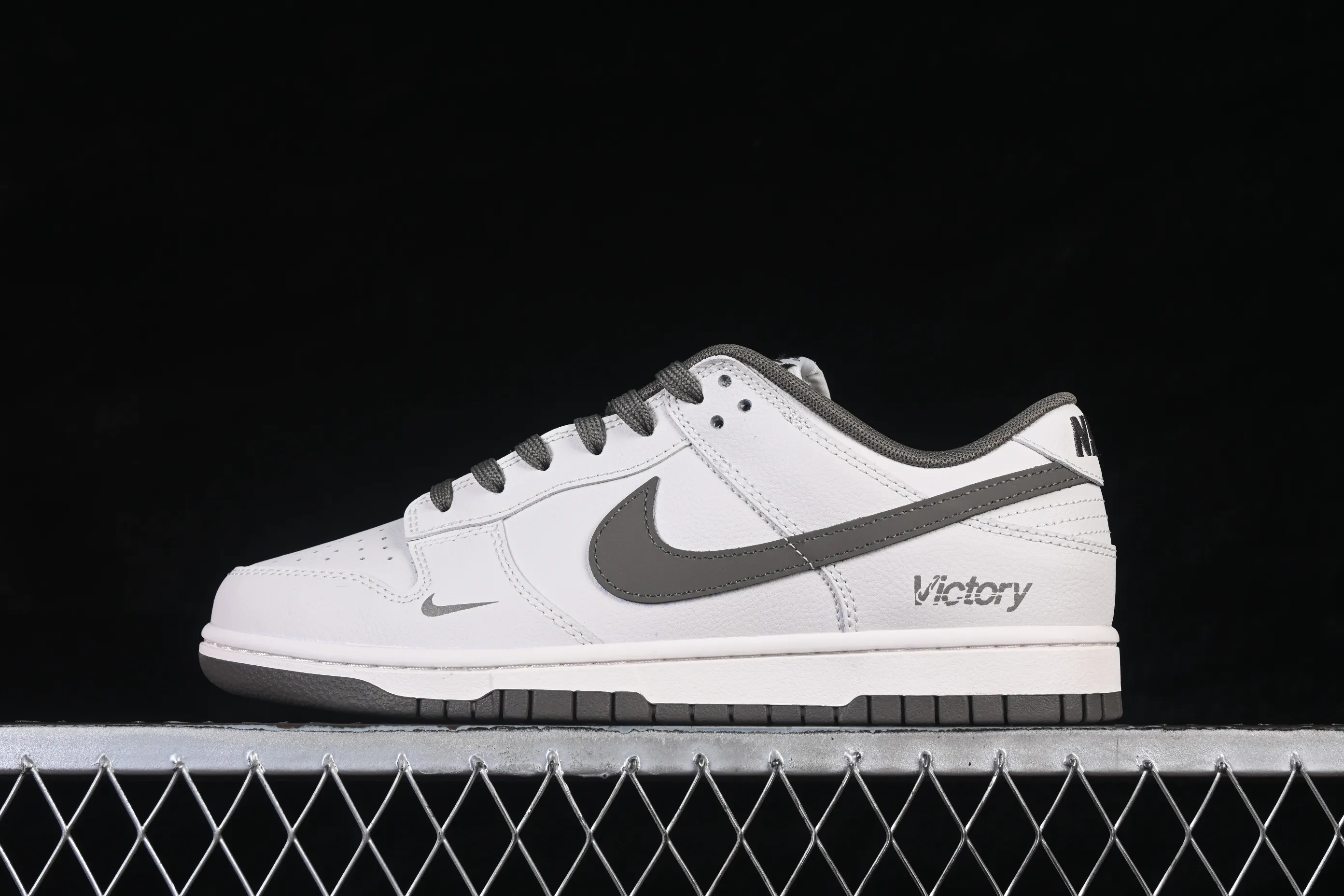 All categories Nk SB Dunk Series Nk SB Dunk Low High-end customized low-top sneakers Nike SB Dunk Low low-top casual skateboard shoes WG0716-153